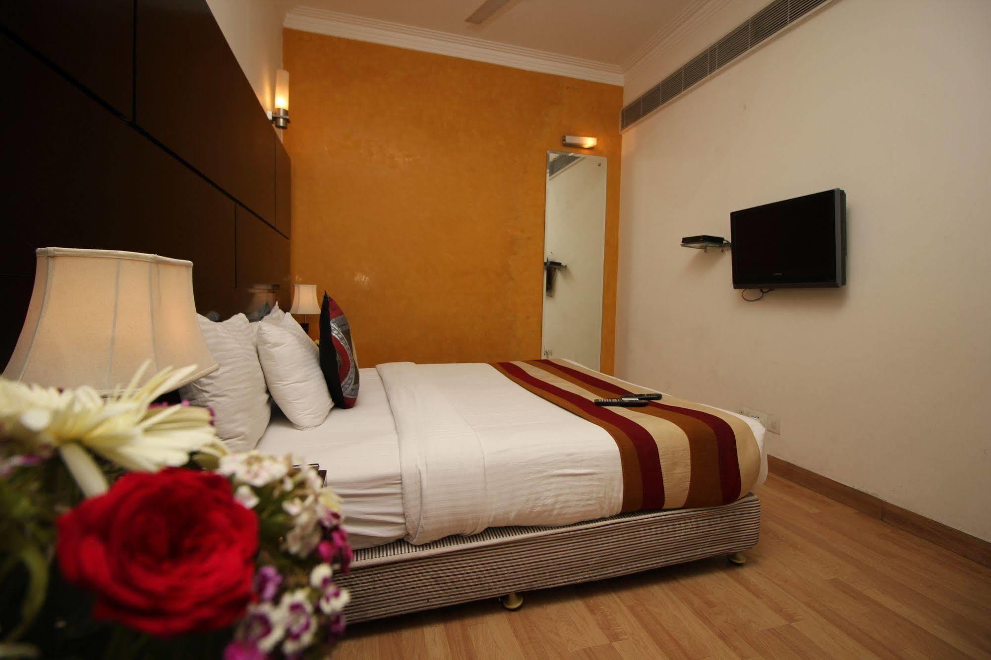 Hotel Mint Casa Нью-Делі Екстер'єр фото